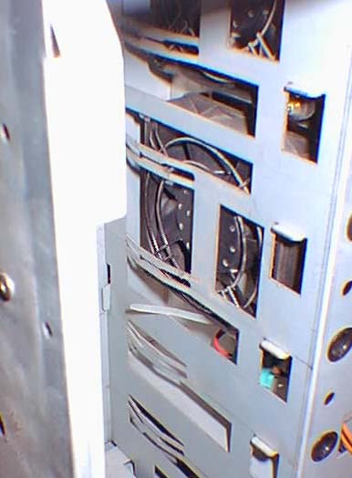 �P�[�X���̃t�@��