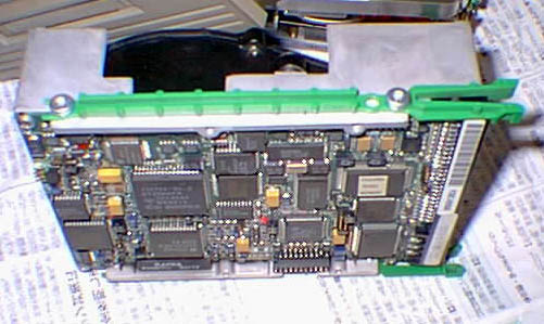 HDDを止めているステー