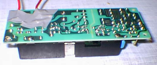 �r�j�[���e�[�v�𒣂�