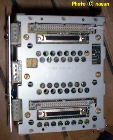 アレイベイの裏面