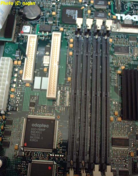 �}�U�[�{�[�hSCSI����